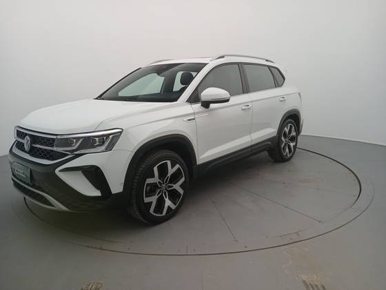 VOLKSWAGEN TAOS 1.4 250 TSI TOTAL FLEX HIGHLINE AUTOMÁTICO